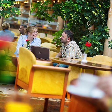 Galerie Royale Hotel Prague Luaran gambar