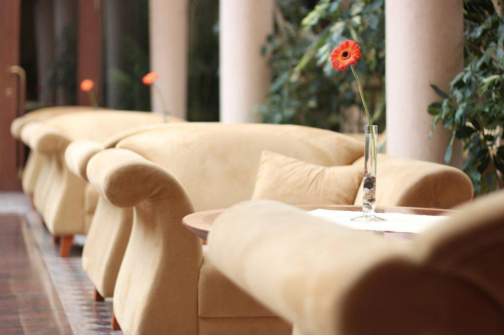Galerie Royale Hotel Prague Luaran gambar