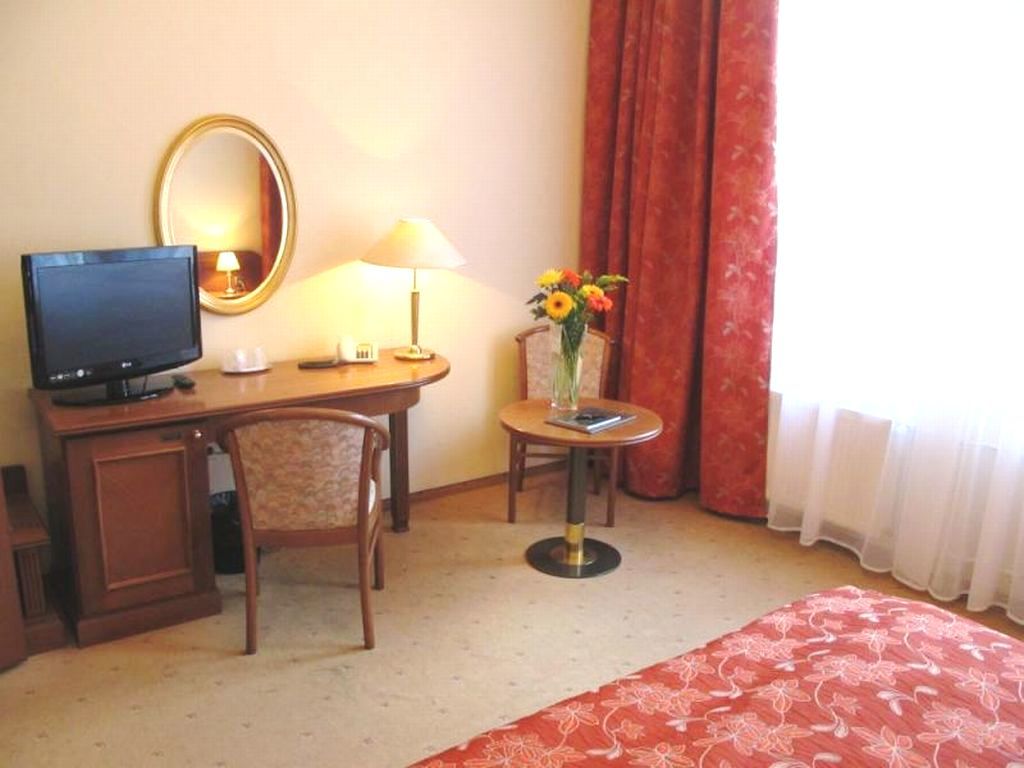 Galerie Royale Hotel Prague Luaran gambar