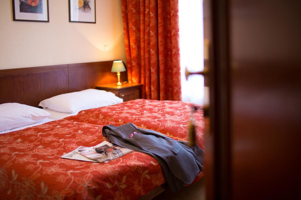 Galerie Royale Hotel Prague Luaran gambar