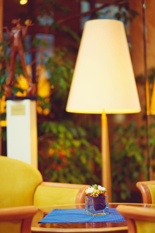 Galerie Royale Hotel Prague Luaran gambar