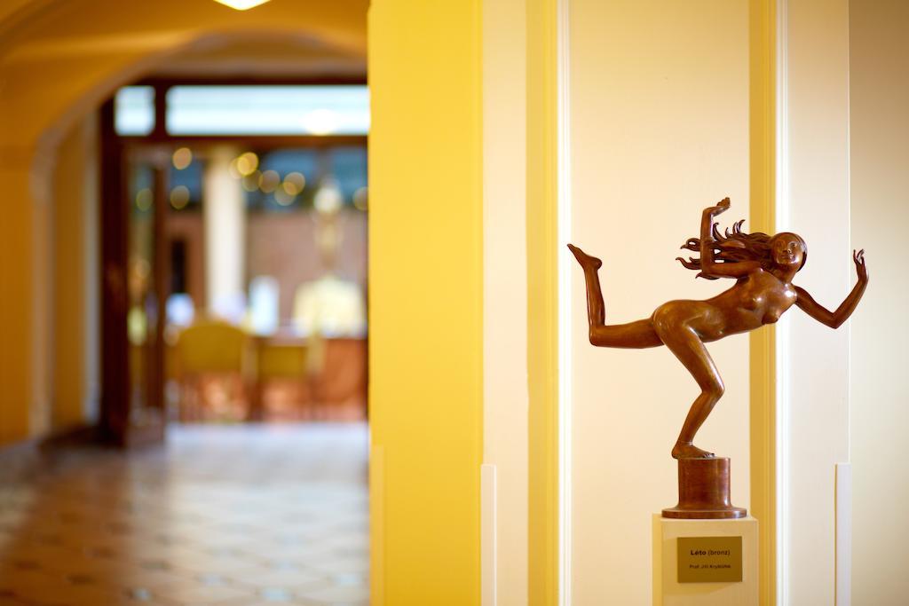 Galerie Royale Hotel Prague Luaran gambar